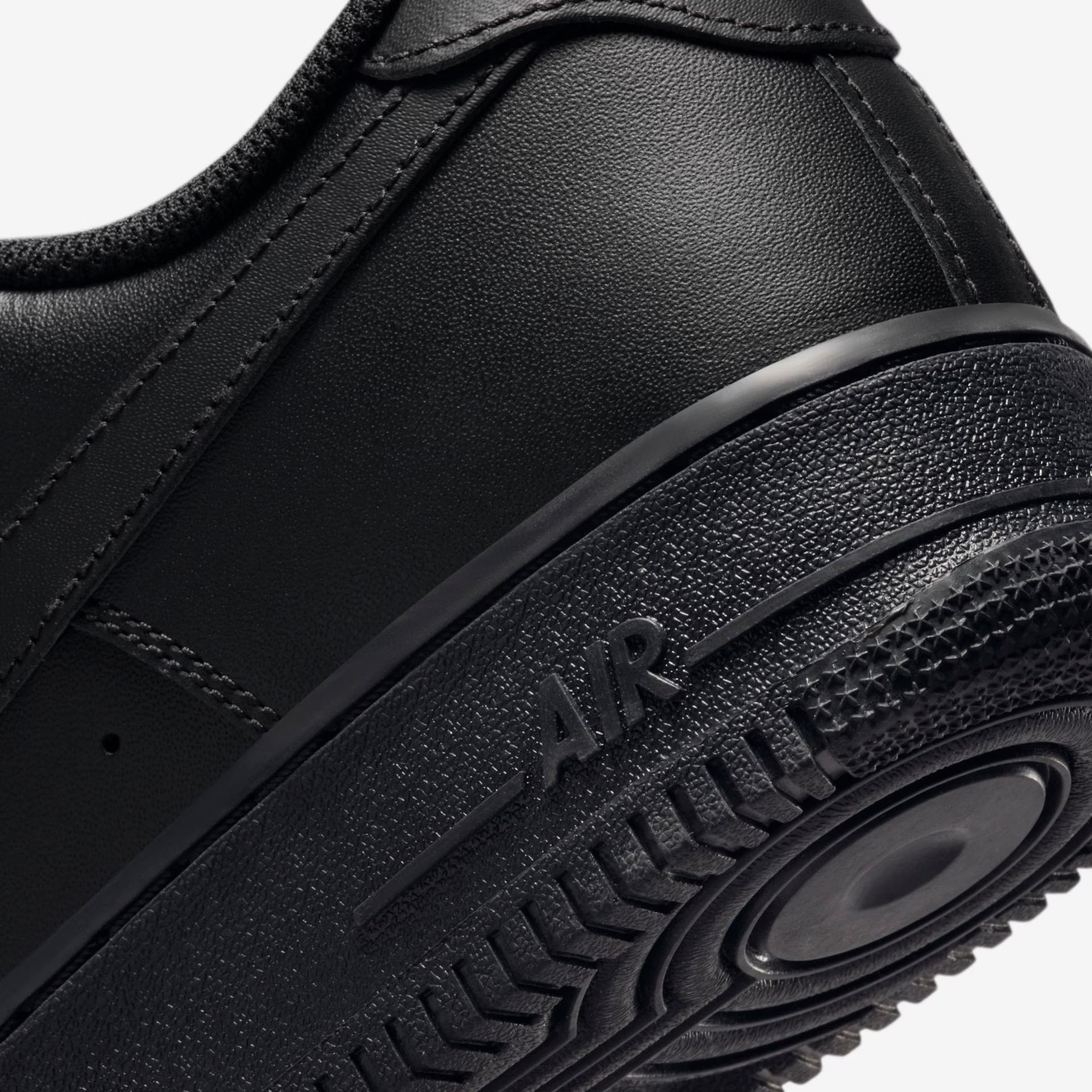Tênis Nike Air Force 1