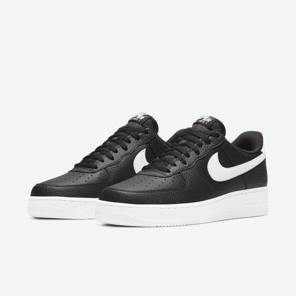 Tênis Nike Air Force 1 '07 Masculino