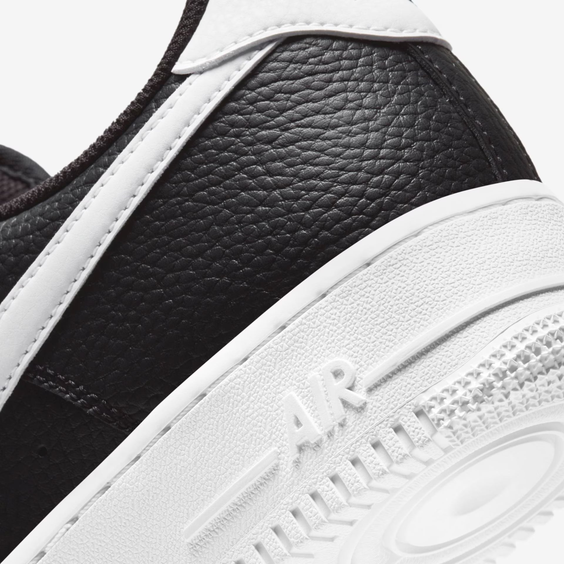 Tênis Nike Air Force 1 '07 Masculino