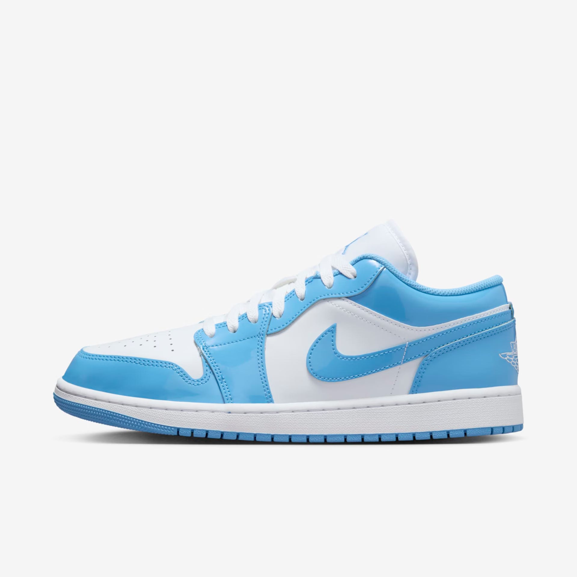 Tênis Nike Air Jordan 1 Low