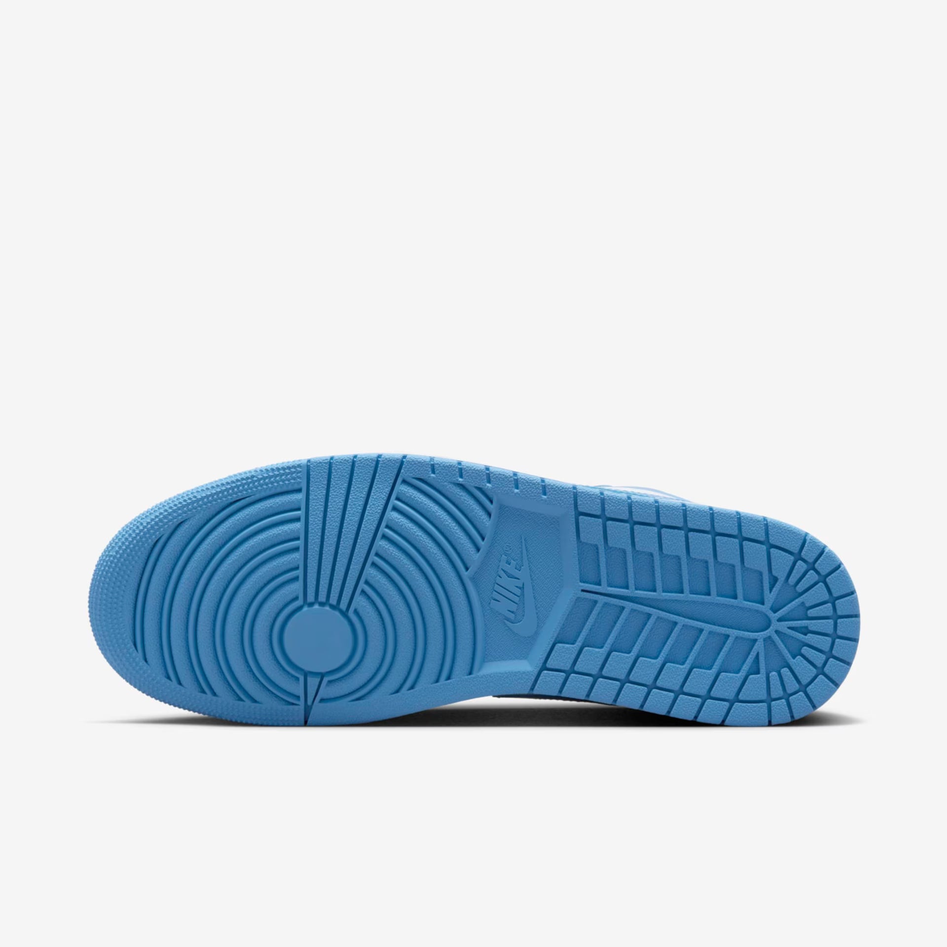 Tênis Nike Air Jordan 1 Low
