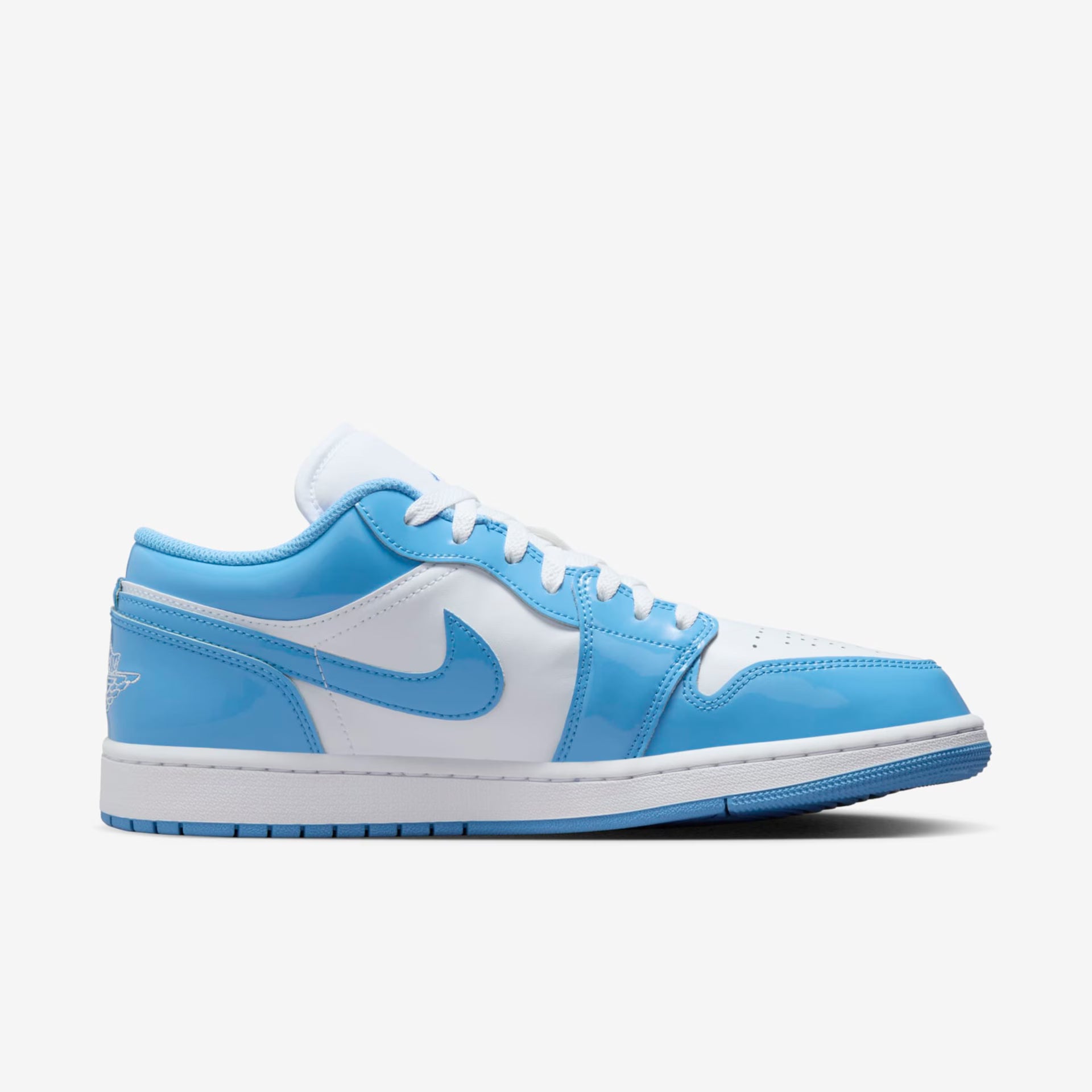 Tênis Nike Air Jordan 1 Low