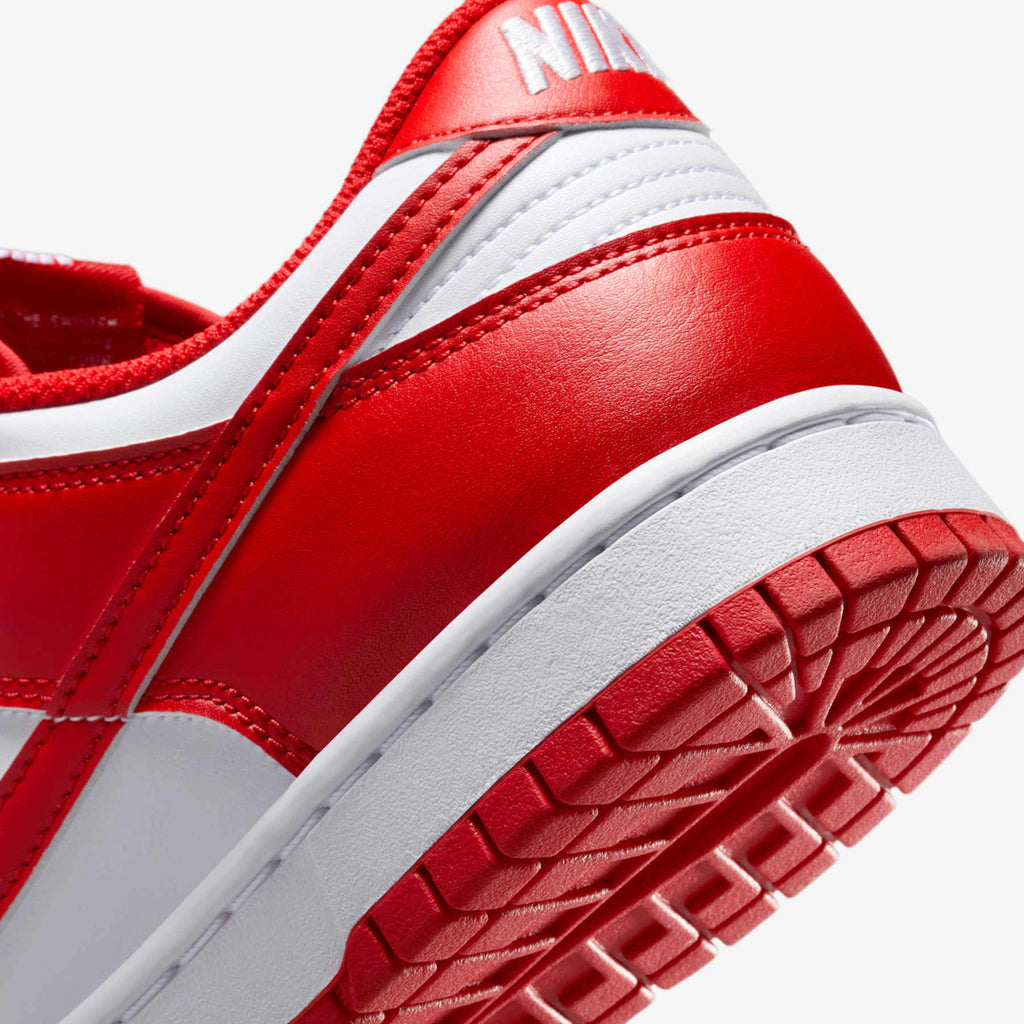 Nike Dunk Low Vermelho e branco - Sttyleira ImportsNike Dunk Low Vermelho e brancoSttyleira ImportsSttyleira ImportsNike Dunk Low Vermelho e branco