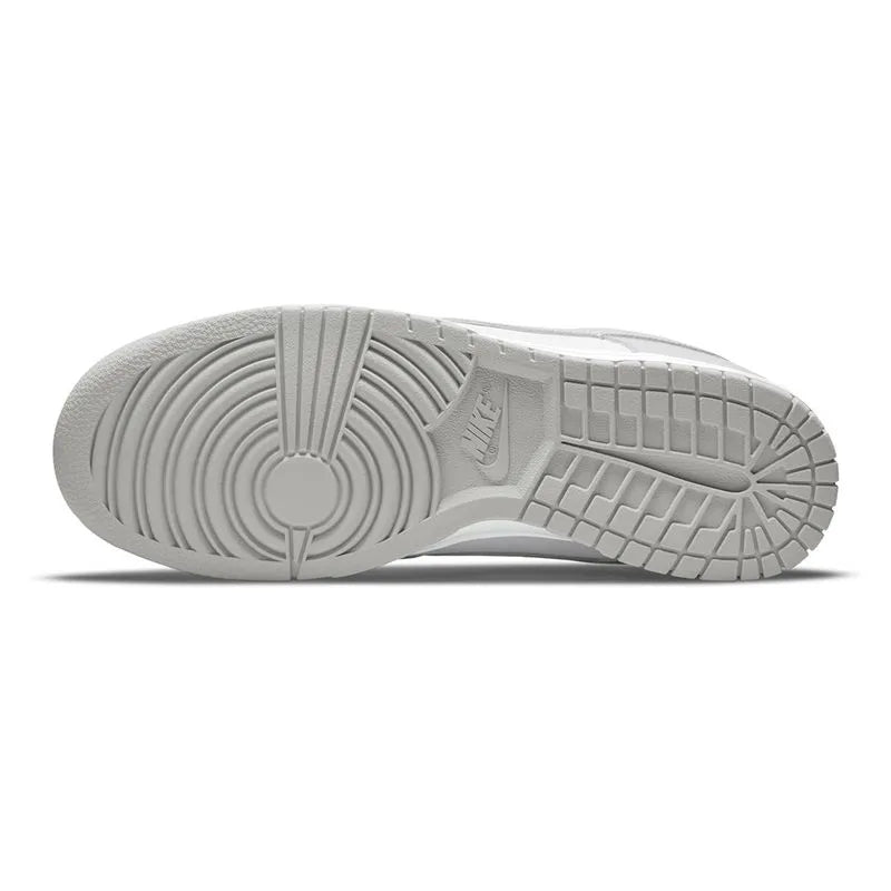 Tênis Dunk Low Retro Cinza - Sttyleira ImportsTênis Dunk Low Retro CinzaSttyleira ImportsSttyleira ImportsTênis Dunk Low Retro Cinza